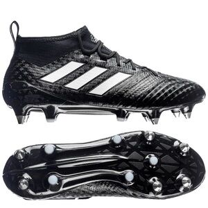 ‘Adidas’ ACE 17+ Purecontrol FG Soccer Cleats. Size Men’s US 10.